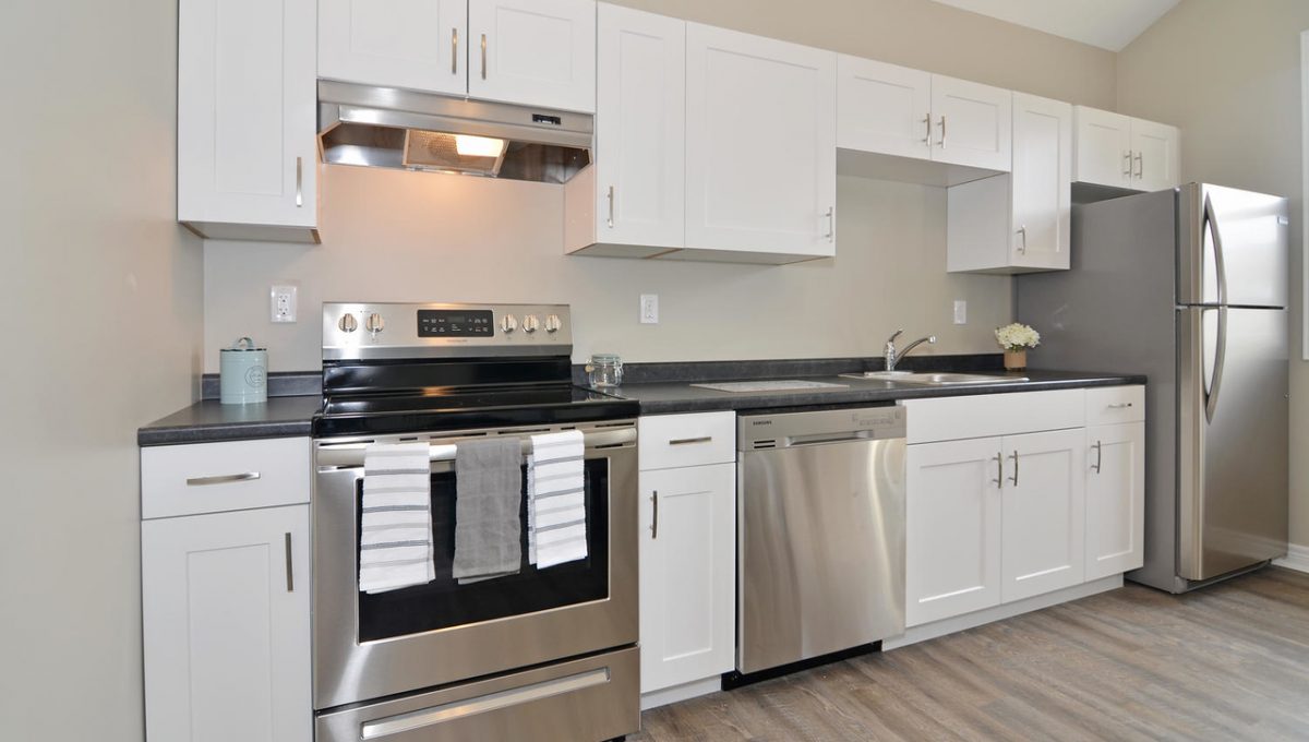 787 Victoria St London ON N5Y-large-033-24-787 Victoria StreetRear Unit-1500x994-72dpi-X2