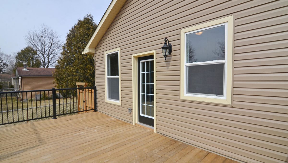 787 Victoria St London ON N5Y-large-039-23-787 Victoria StreetRear Unit-1500x994-72dpi-X2