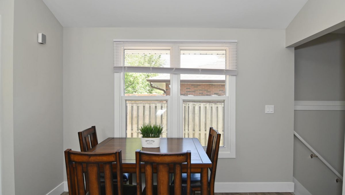 179 Fairhaven Crescent London-large-030-035-179 Fairhaven CrescentUnit-1500x1000-72dpi-X2