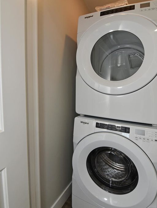 179 Fairhaven Crescent London-large-032-027-179 Fairhaven CrescentUnit-667x1000-72dpi-XL