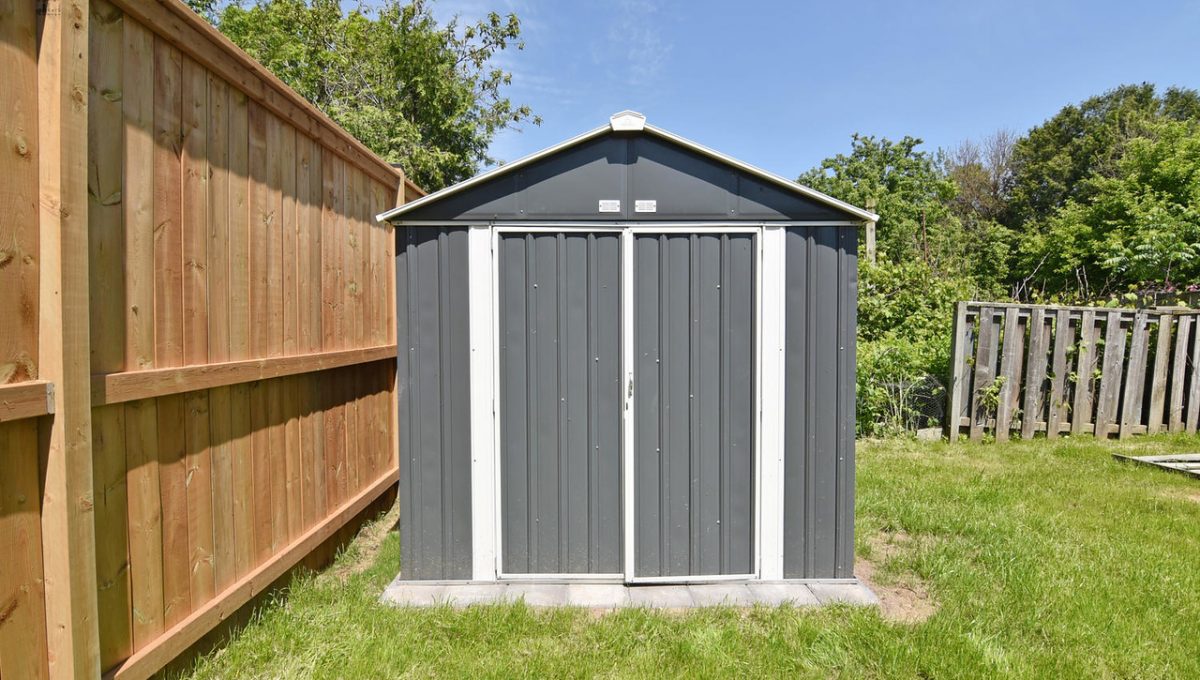 179 Fairhaven Crescent London-large-042-044-179 Fairhaven CrescentUnit-1500x1000-72dpi-X2