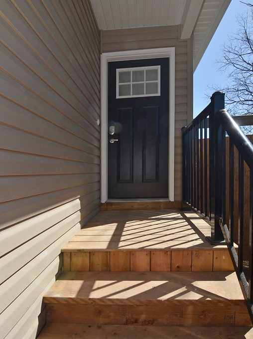 346 Regal Dr London ON N5Y 1J4-large-032-8-346 Regal DrRear Unit Front-663x1000-72dpi-XL