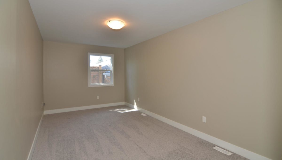 346 Regal Dr London ON N5Y 1J4-large-040-41-346 Regal DrRear Unit Master-1500x994-72dpi-X2