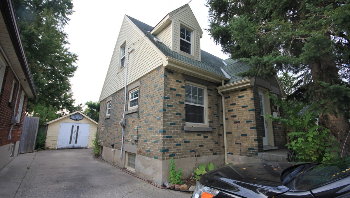 1185 Front