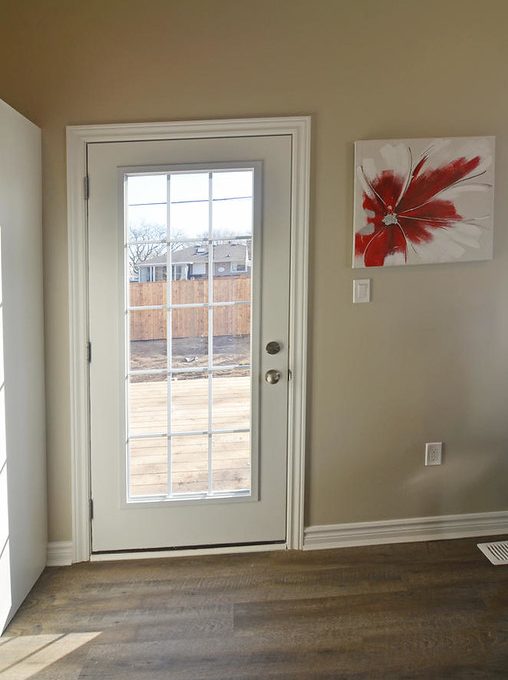 Model HomeDuplex-large-033-26-Rear UnitEntrance to Yard-663x1000-72dpi-XL
