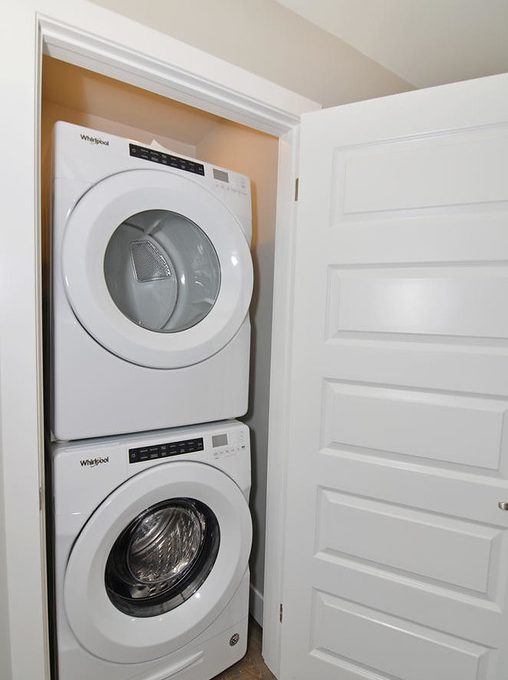 322 Tweedsmuir Ave Unit A and-large-019-3-322 Tweedsmuir AveUnit-663x1000-72dpi-XL